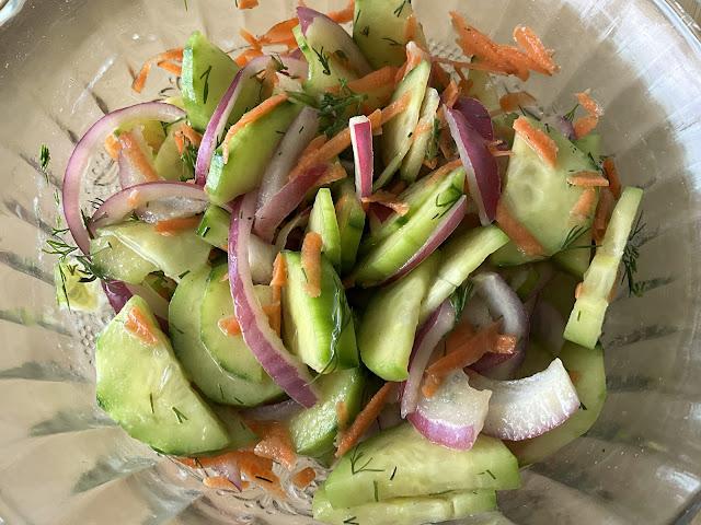 cucumber and red onion salad
