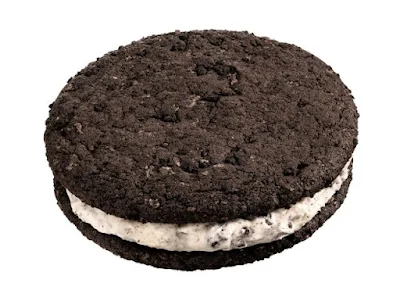 Crumbl's Oreo Mallow Sandwich.