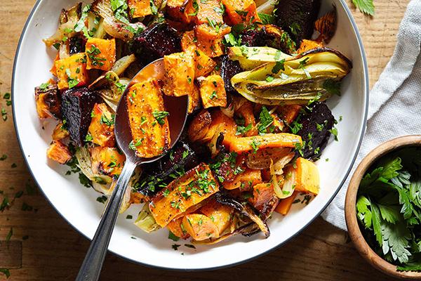 Plate of Roasted Veggies | Ways to Eat More Veggies