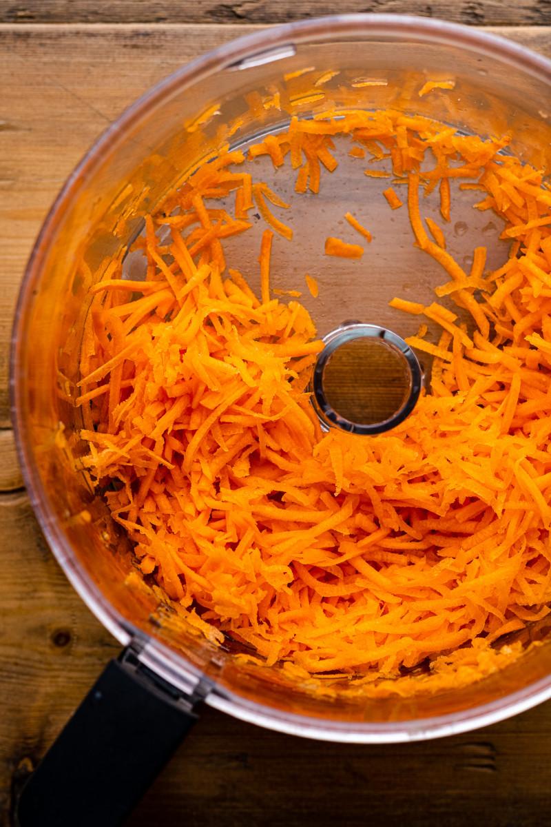 healthy carrot muffins grated