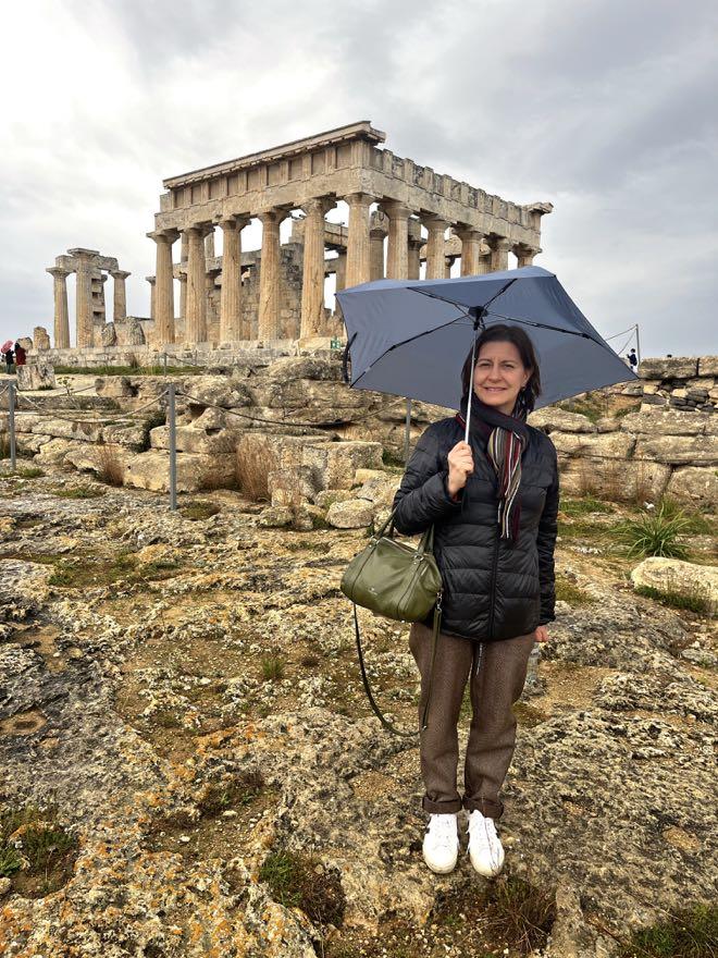 Aegina, Mama Ía blog