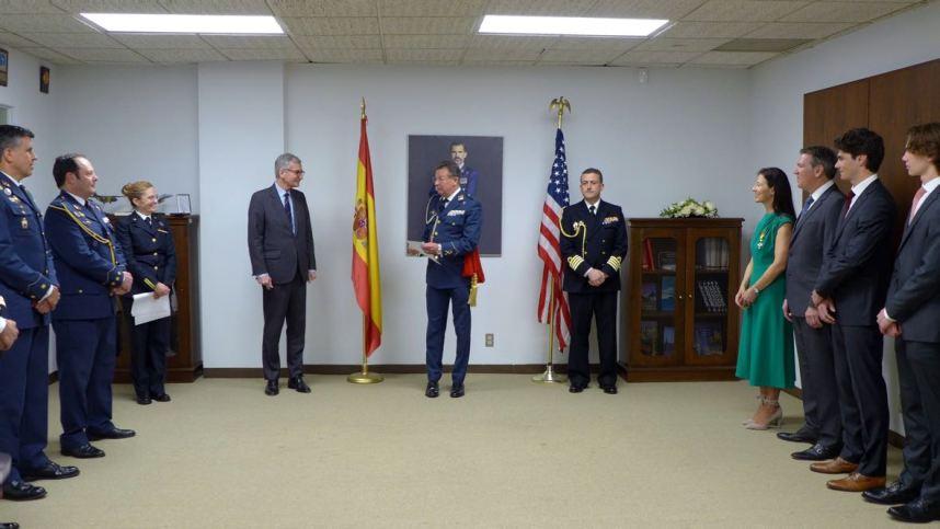 Naval Medal of Merit, Cruz al Mérito Naval, Mama Ía blog
