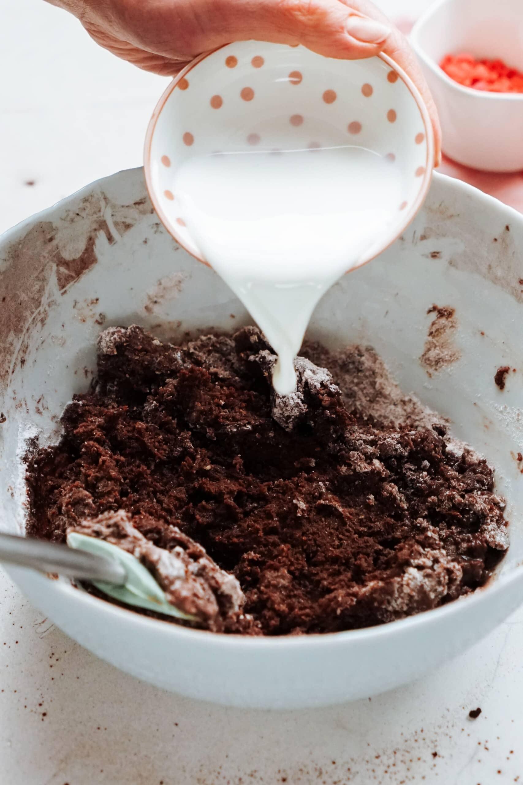 chocolate frosting