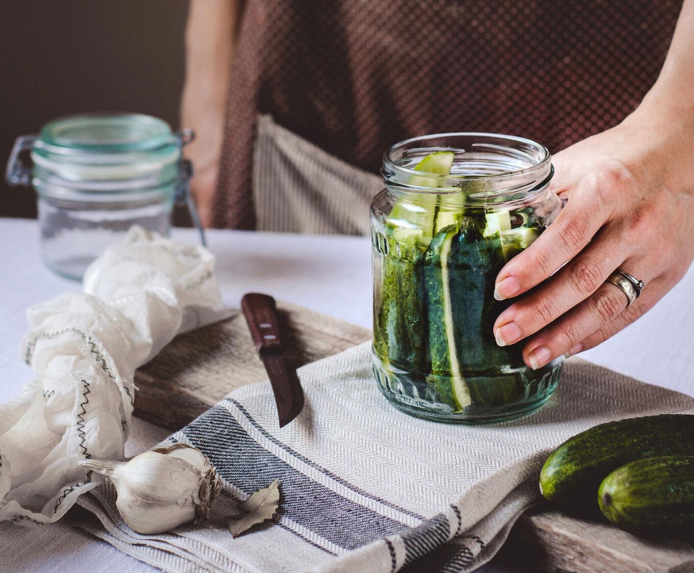 VegNews.Pickles.Unpslash