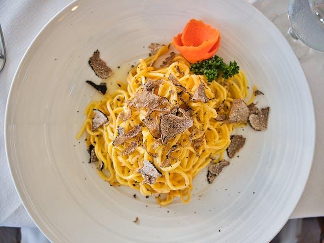 VegNews.trufflemushroompasta.pexels