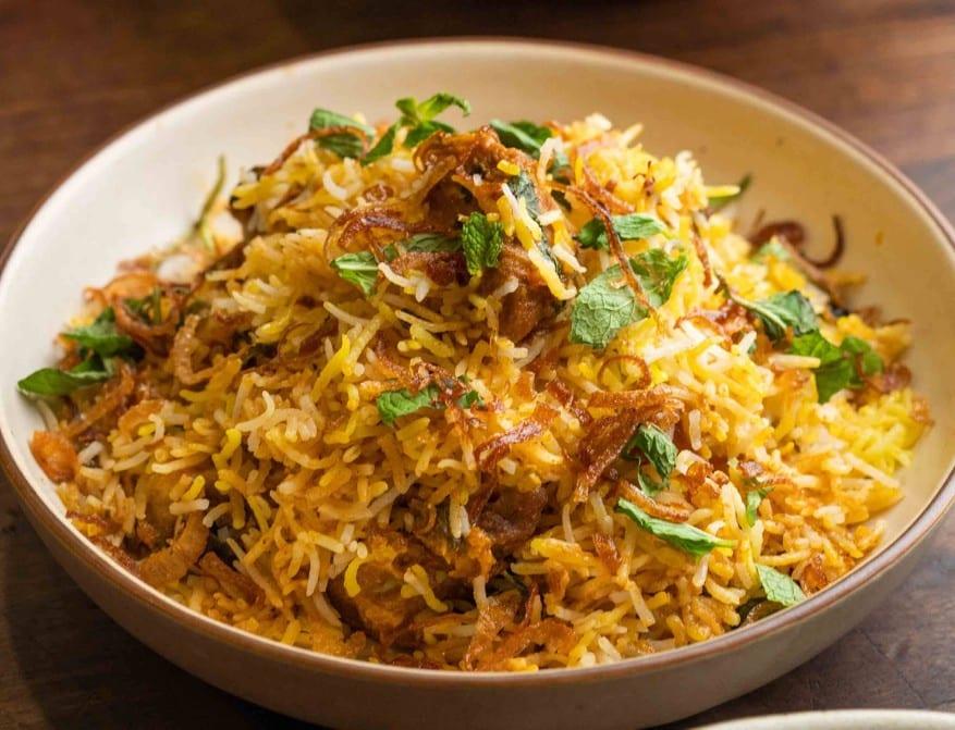 Sev Batata Puri