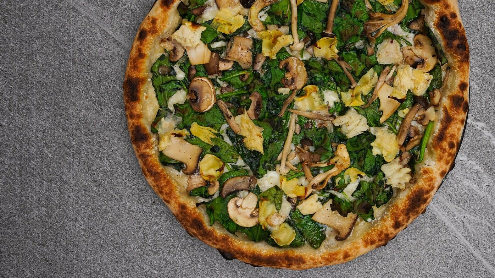 Spinach and Mushroom Pizza 1 Spinach and Mushroom Pizza